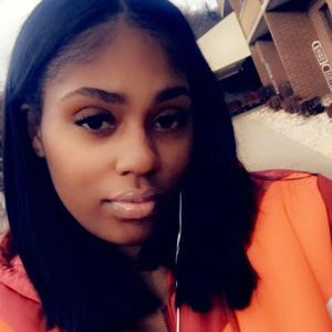 Meet your Posher, Kivia